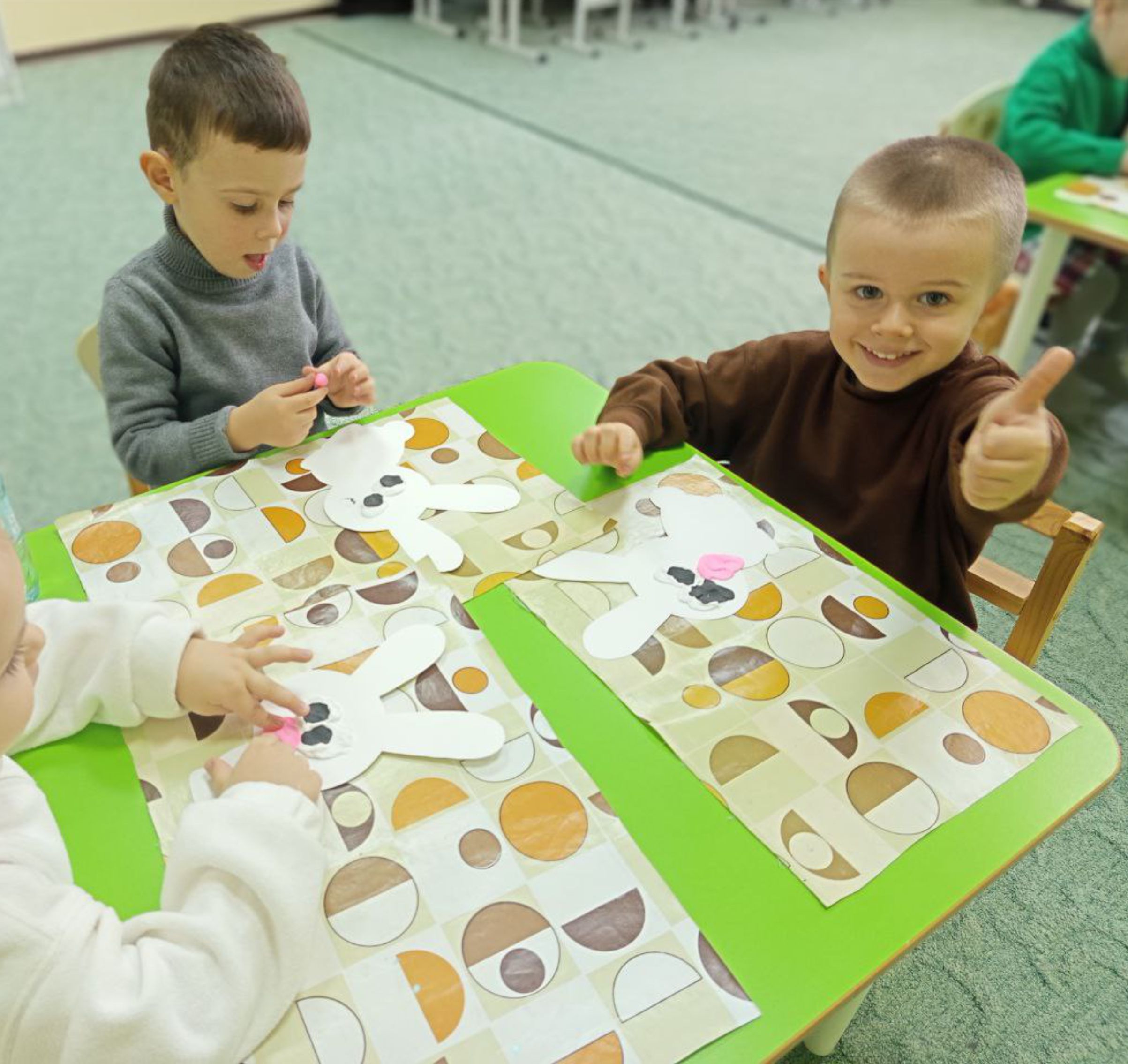 Студия лепки и рисования "Умные ладошки"